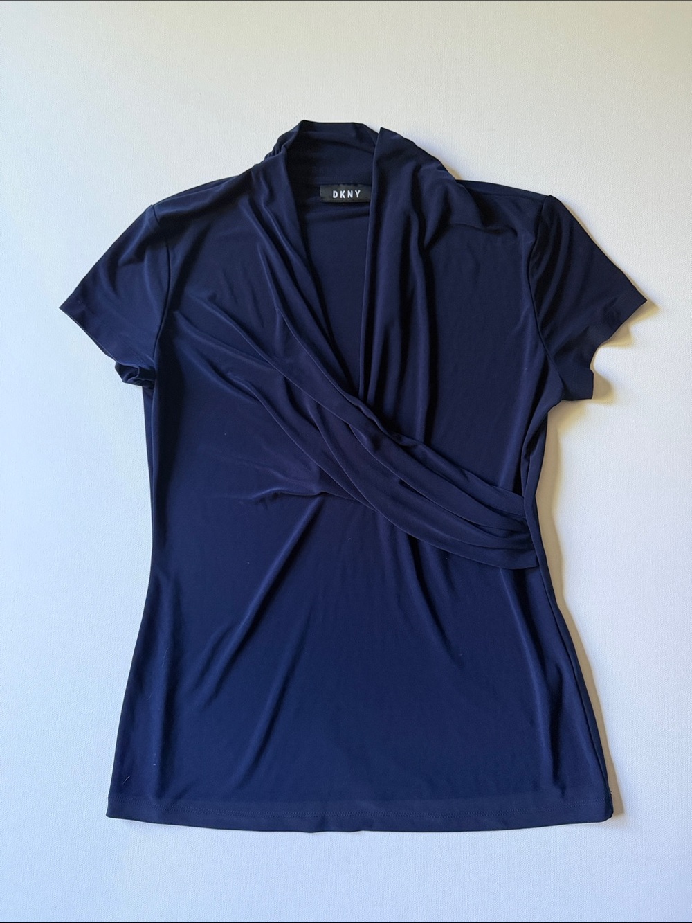 DKNY Women’s Navy Blue Short-Sleeve Wrap-Front Top EST Sz: M